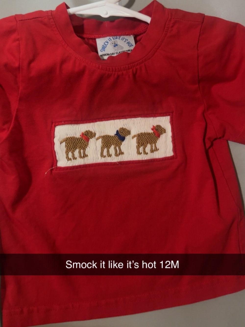 3 smocked dogs Tshirt